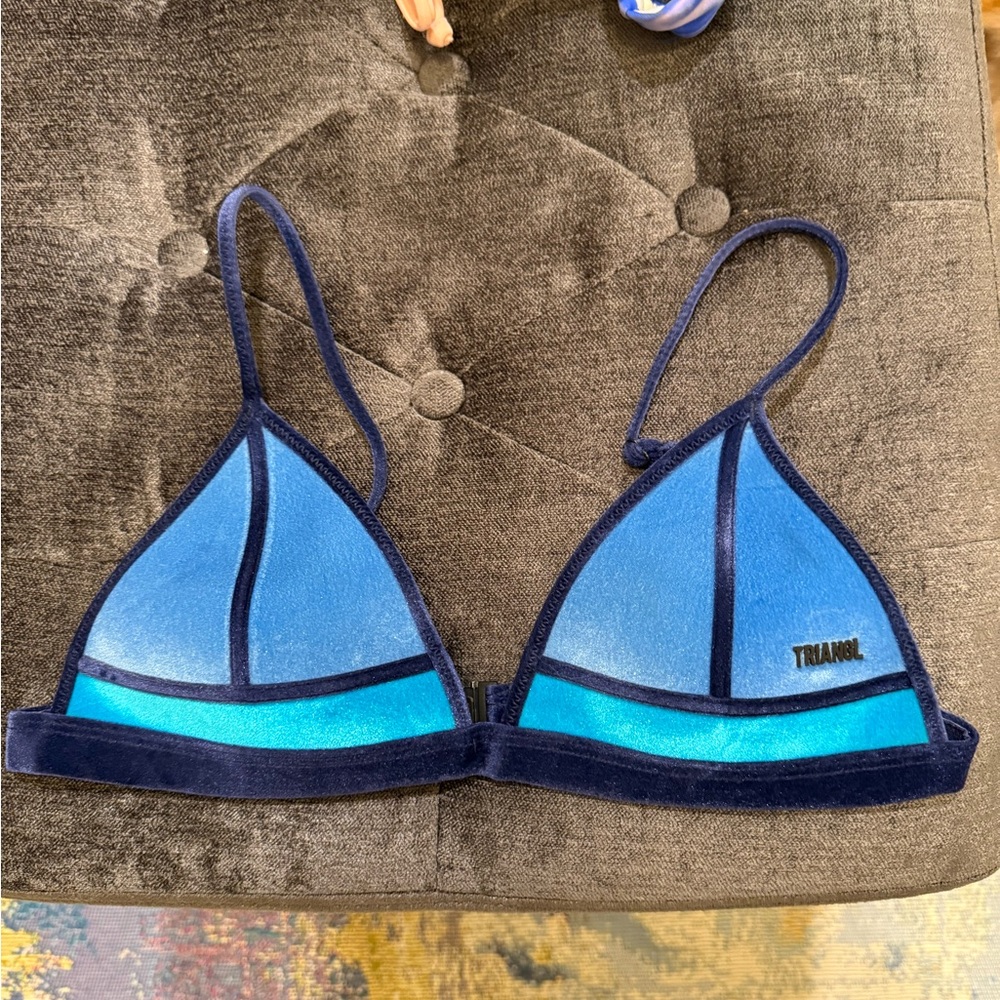 Triangl swimsuit top